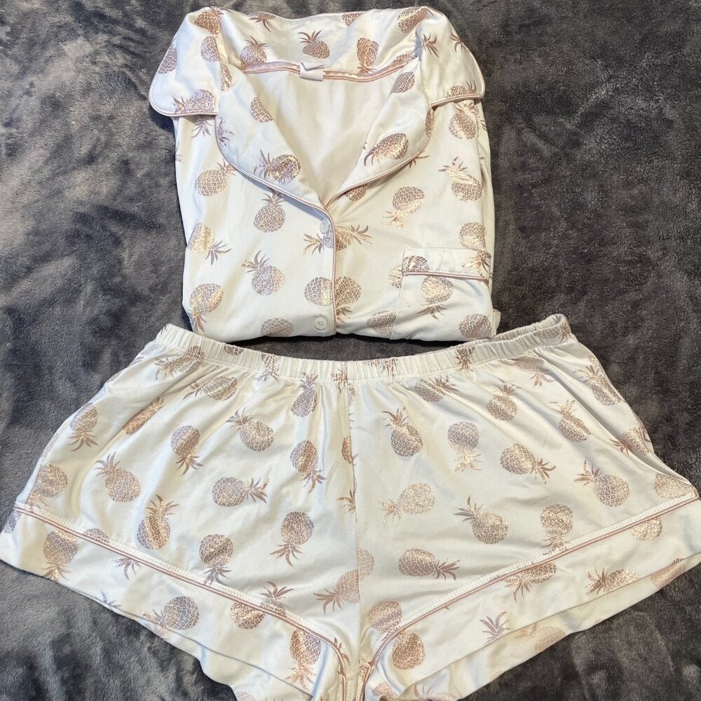 Chelsea Peers New York Pineapple Pj Top and Shorts Set, Small